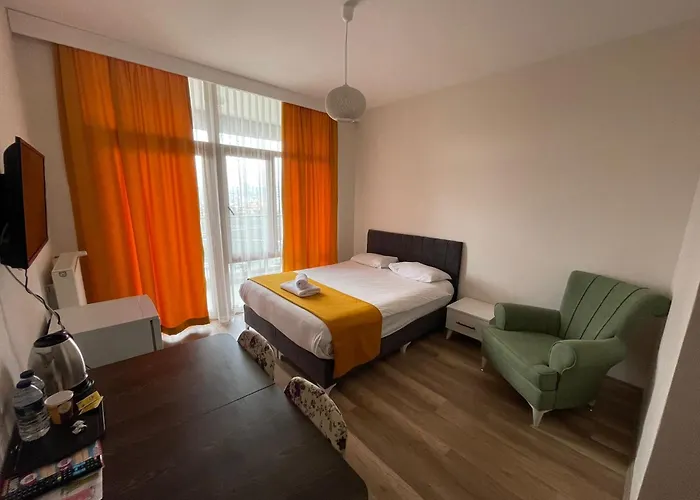 Colorful Lıfe çayyolu Otel 4*